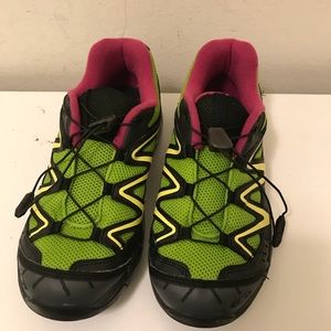 Salomon boy’s sneakers size 3